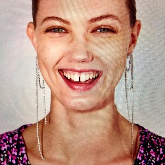 Zara Cascading Rhinestone Earrings - Picture 3 of 9